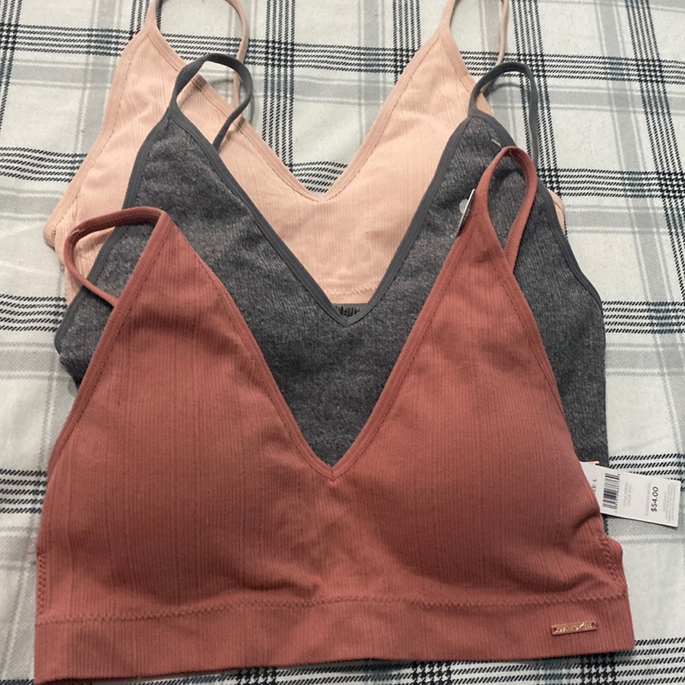 Danskin sports bras, Size L